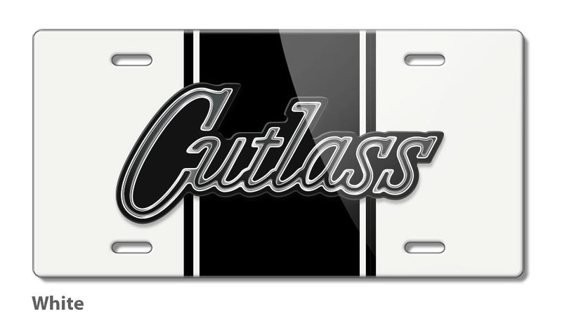 Oldsmobile Cutlass Emblem 1970 Novelty License Plate - Vintage Emblem