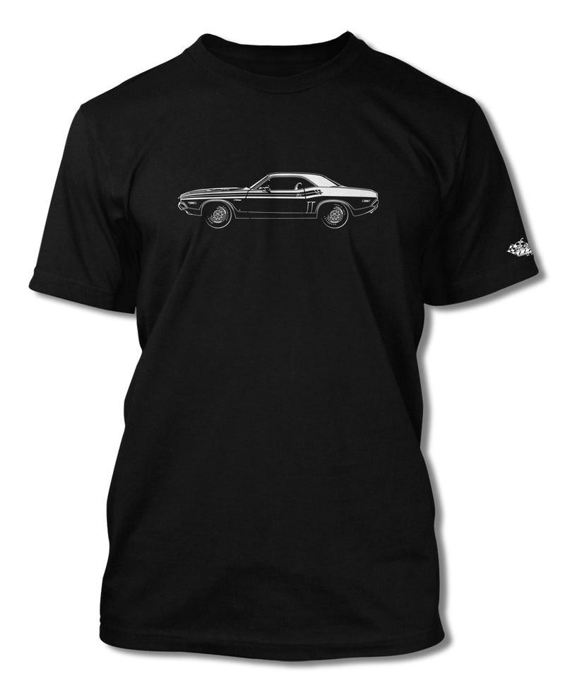 1971 Dodge Challenger RT with Stripes Coupe Bulge Hood T-Shirt - Men - Side View